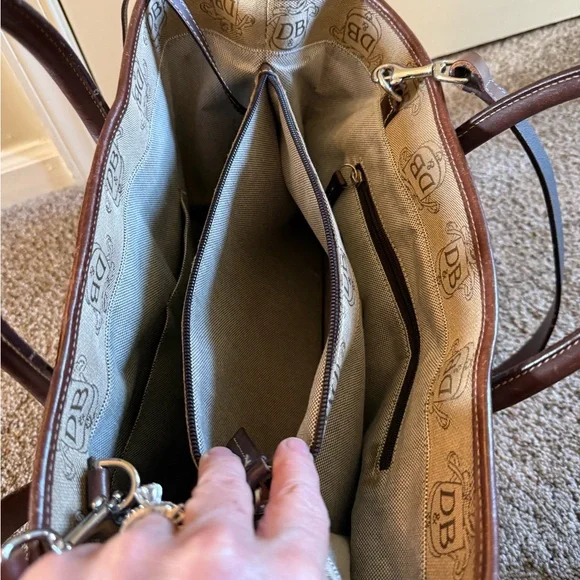 Dooney & Bourke Big Handbag - Picture 9 of 12